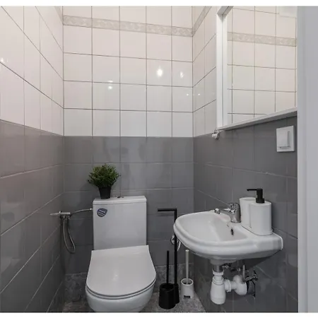 Hostel Room - 15 Min To Old Town Gdansk *